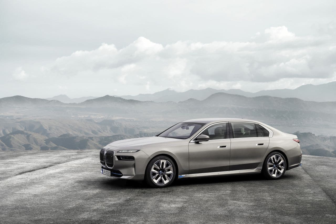 Warum BMW's E-Autos wie Verbrenner aussehen