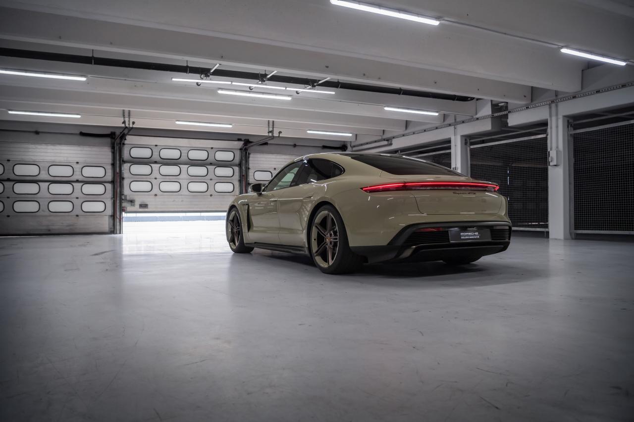 Warum Porsche auf das „Doppel-E: E-Mobilität und E-Fuels“ setzt