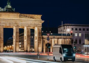 Arrival-Elektrotransporter-Europa-Start