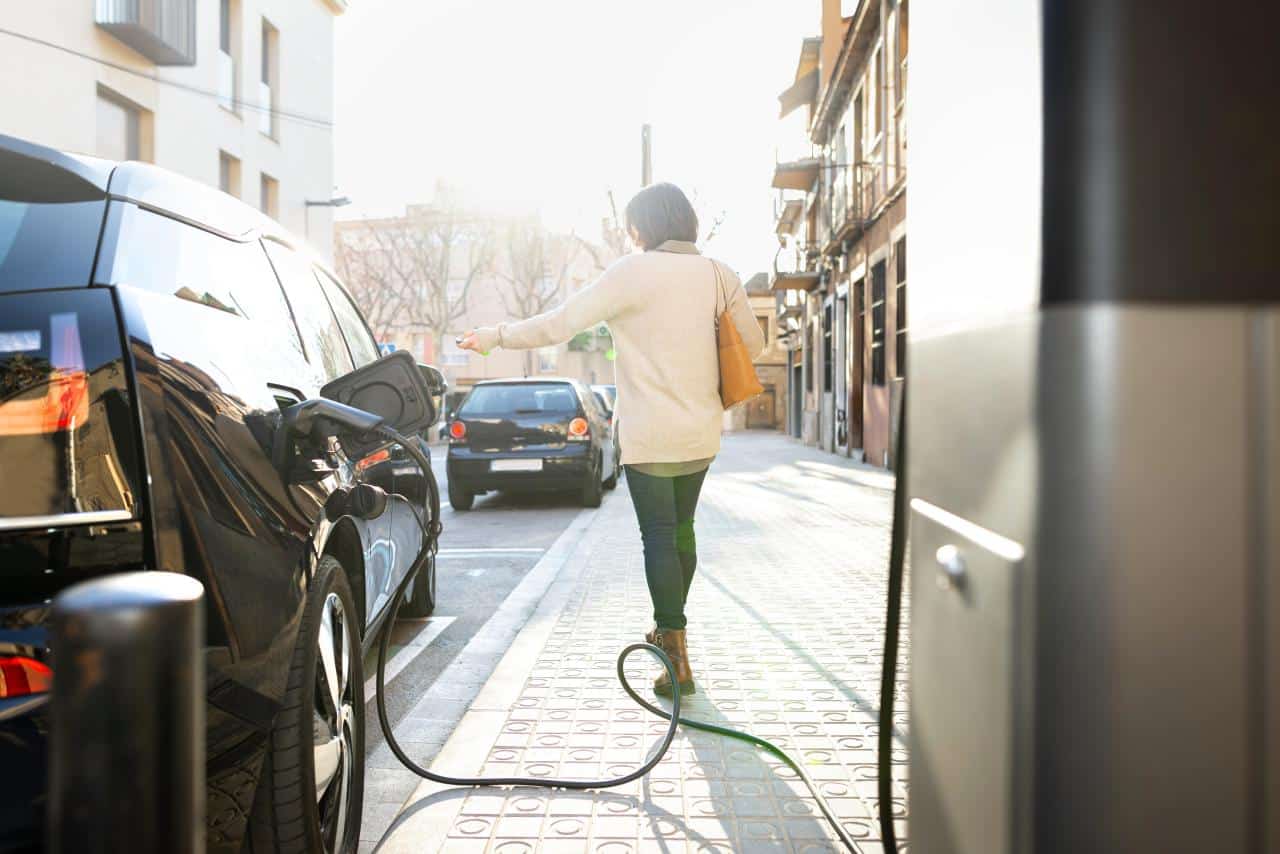 Kommunen sollten E-Auto-Ladeinfrastruktur „sehr, sehr ernst nehmen“