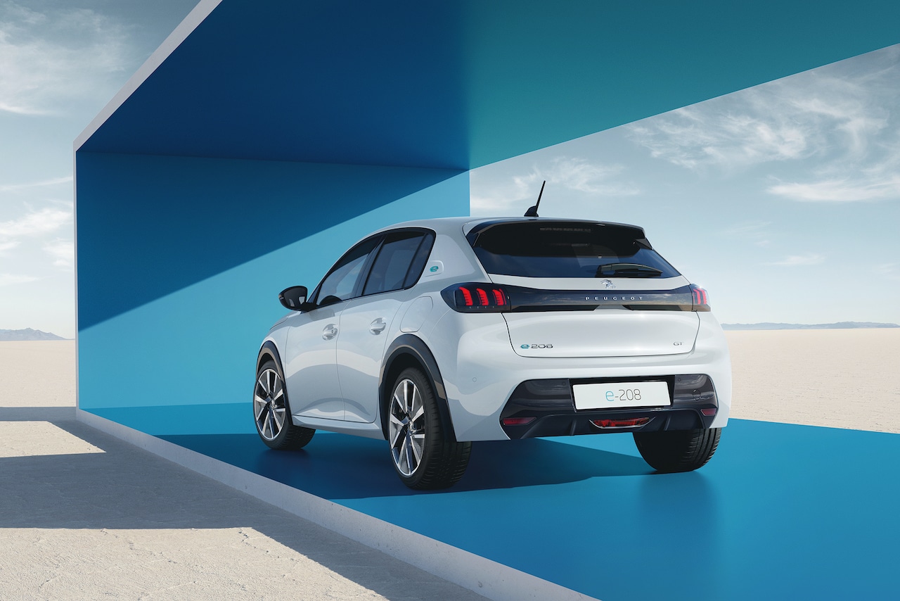 Peugeot-e-208-Leistung-Reichweite-Heck