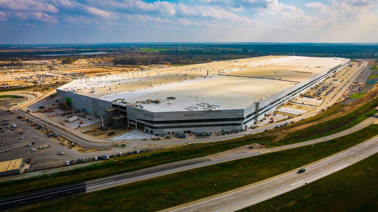 Tesla senkt Herstellkosten um Faktor größer zwei in nur fünf Jahren!