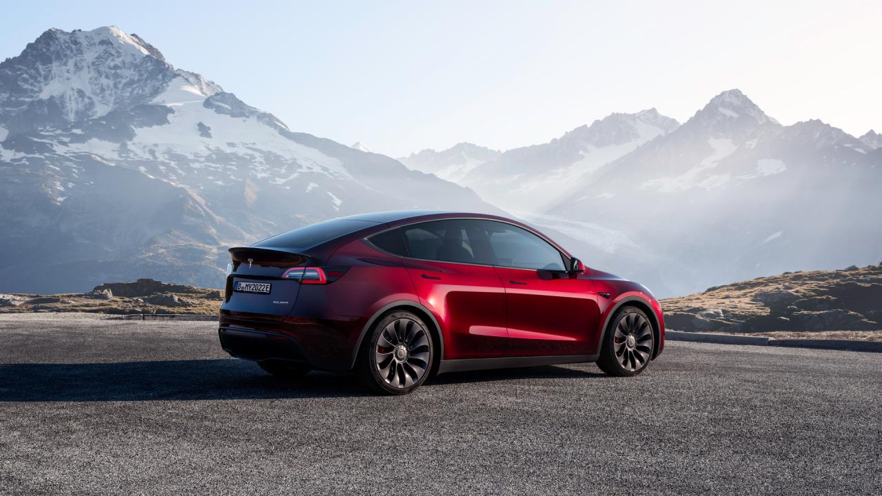 Tesla-Chef Musk entfacht Gerüchte um 25.000 Euro E-Auto neu