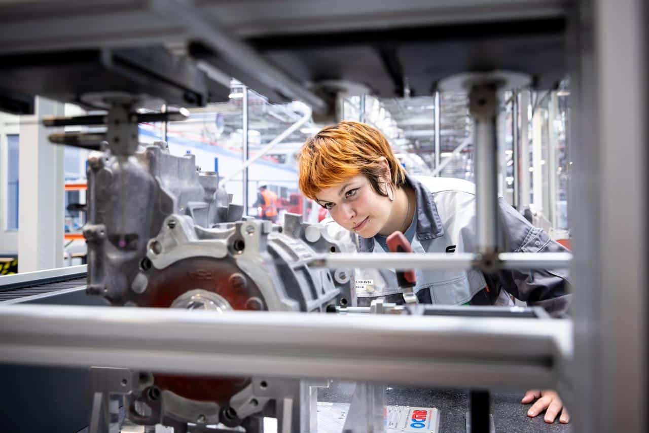 Stellantis: E-Motoren-Produktion bis 2024 bei über eine Millionen Einheiten