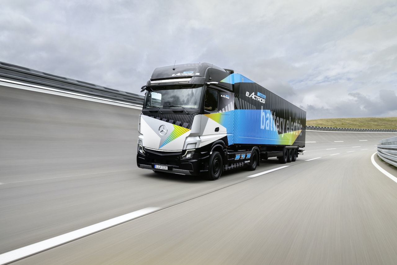 Toennies-Elektro-Lkw-Daimler
