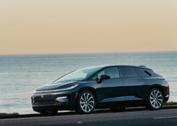 FF-Faraday-Future-Auslieferung-E-Auto