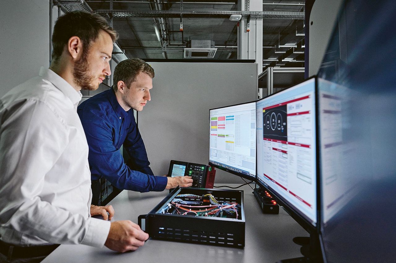 Porsche-Prüfung-Hochvolttechnik-Künstliche-Intelligenz