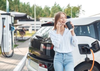 Europas E-Automarkt: Blick auf 2024 bis 2030