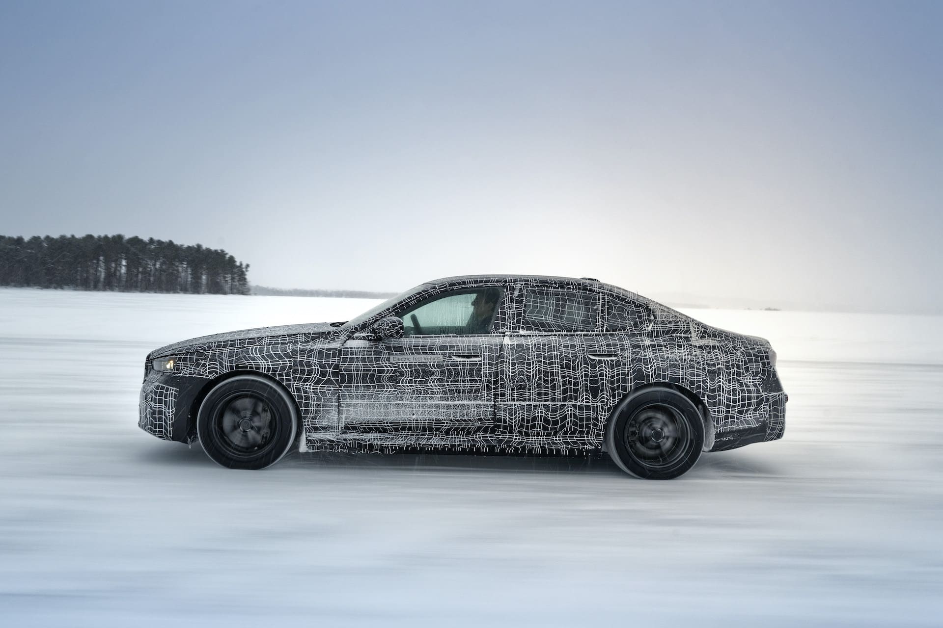 BMW-i5-E-Auto-Test