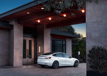 Tesla Electric: Unbegrenztes Nacht-Laden für 30 US-Dollar/Monat