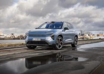 Nio EL7 - eine Testfahrt in der Speicherstadt Hamburg