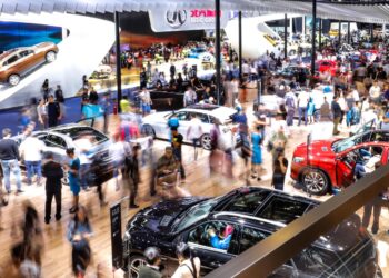 Japans Automobilhersteller wollen CO2-neutral werden. Nur nicht so schnell.